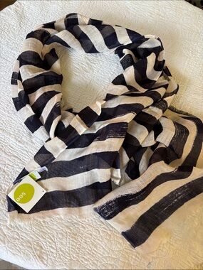 SEE DESIGN striped  Blue Linen Scarf. NWT